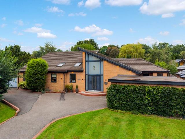 3 bedroom bungalow for sale