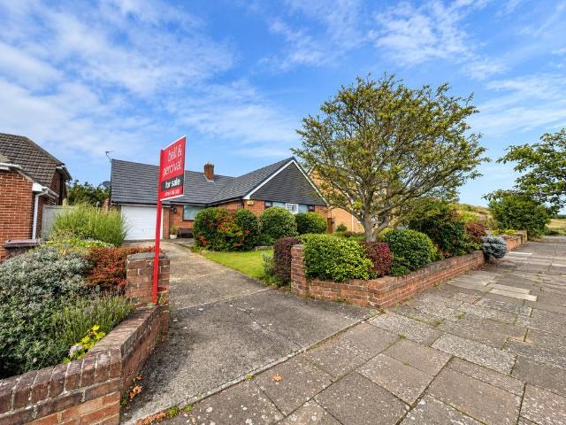 3 bedroom bungalow for sale