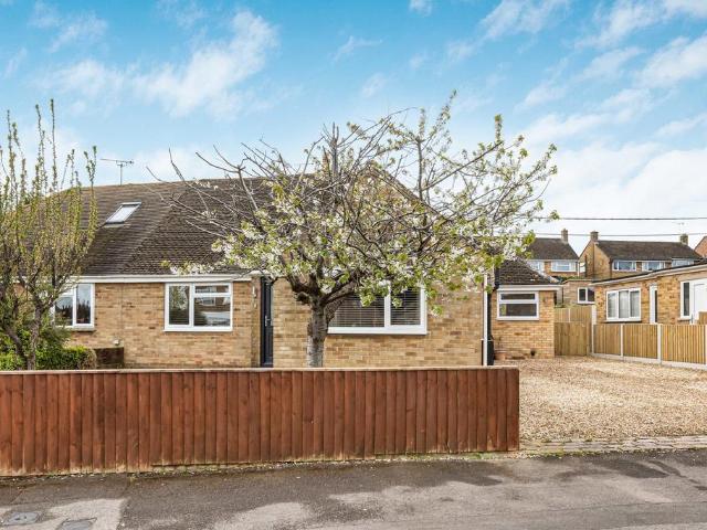 3 bedroom bungalow for sale