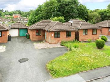 3 bedroom bungalow for sale