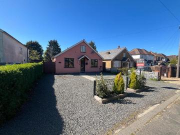 2 bedroom bungalow for sale