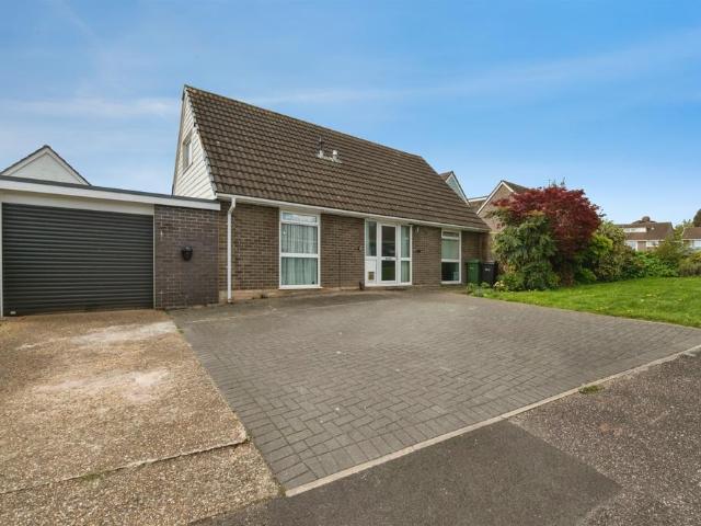 4 bedroom bungalow for sale
