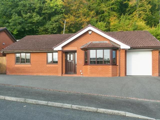3 bedroom bungalow for sale