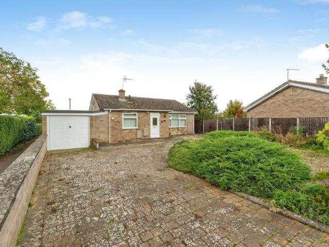 3 bedroom bungalow for sale