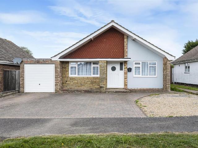 3 bedroom bungalow for sale