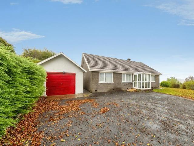 3 bedroom bungalow for sale