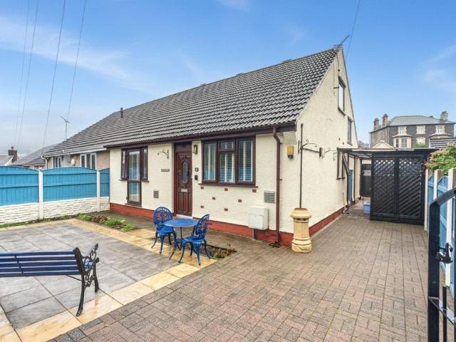 3 bedroom bungalow for sale