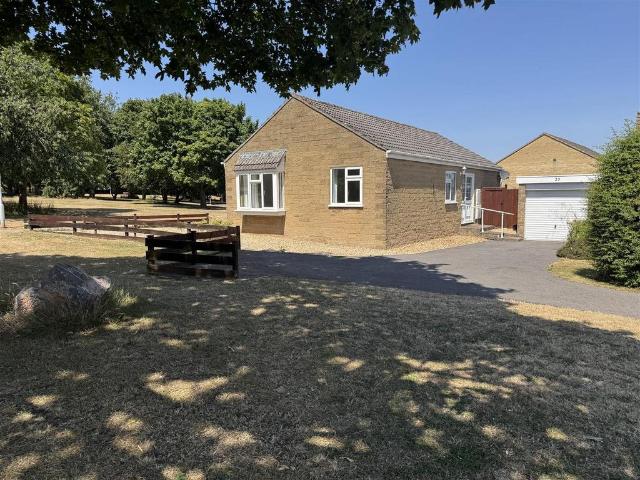 3 bedroom bungalow for sale