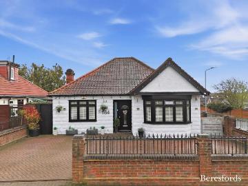 3 bedroom bungalow for sale