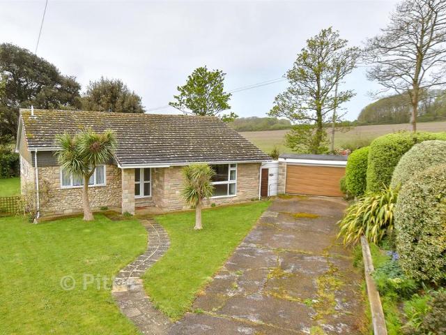3 bedroom bungalow for sale