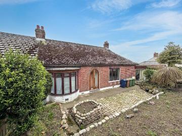 3 bedroom bungalow for sale