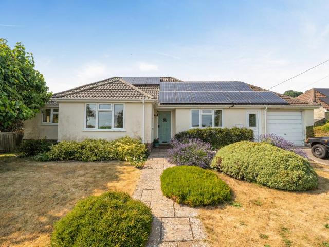 3 bedroom bungalow for sale