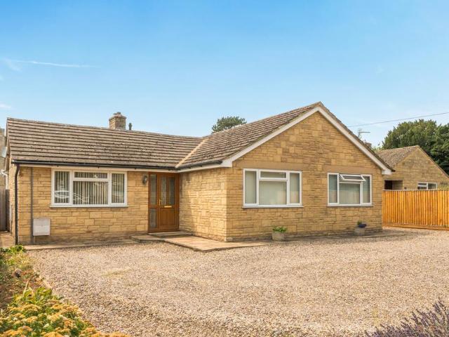 3 bedroom bungalow for sale