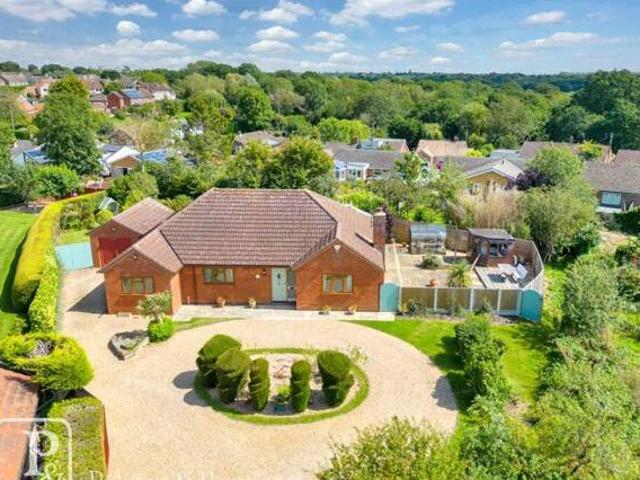 3 Bedroom Bungalow For Sale In Colchester, Essex