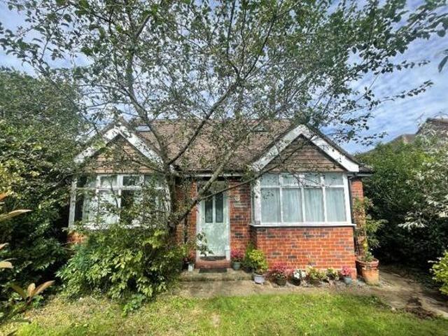 3 Bedroom Bungalow For Sale In Godalming, Surrey