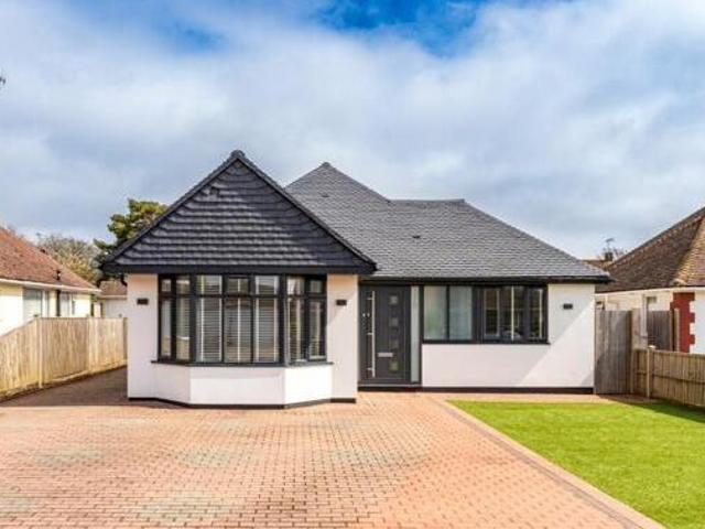3 Bedroom Bungalow For Sale In Goring by sea, Worthing