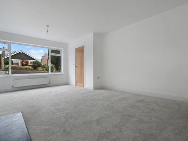 3 bedroom bungalow for sale in Gascoigne View, Barwick In Elmet, LS15
