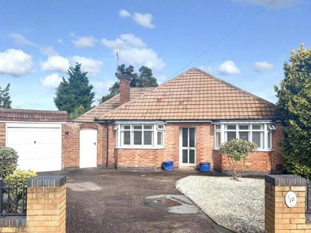 3 Bedroom Bungalow For Sale In Leicester, Leicestershire