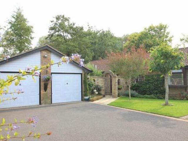 3 Bedroom Bungalow For Sale In New Milton, Hampshire