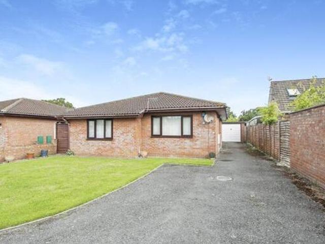 3 Bedroom Bungalow For Sale In Poole, Dorset