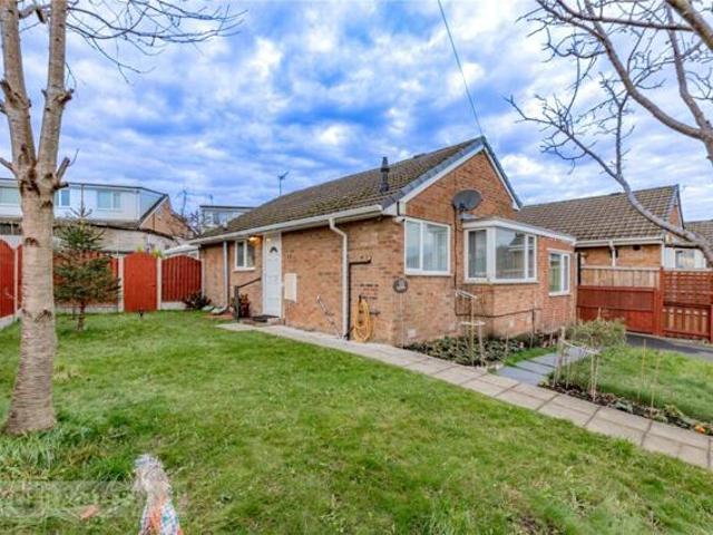 3 Bedroom Bungalow Huddersfield Kirklees 101231674