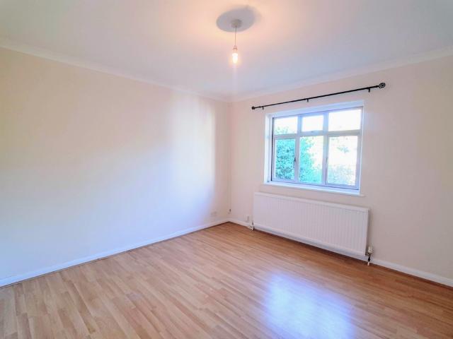 3 Bedroom Bungalow Let in