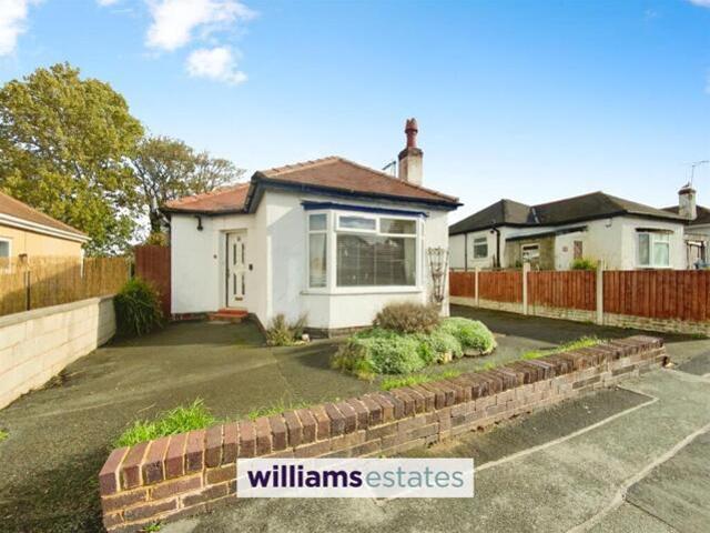 3 Bedroom Bungalow Rhyl Denbighshire LS101996255