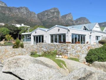 3 Bedroom Bungalow To Let in Bakoven