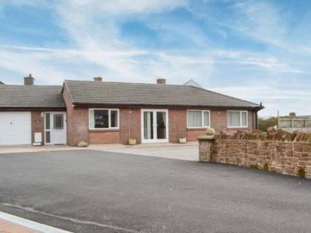 3 bedroom Bungalow To Let