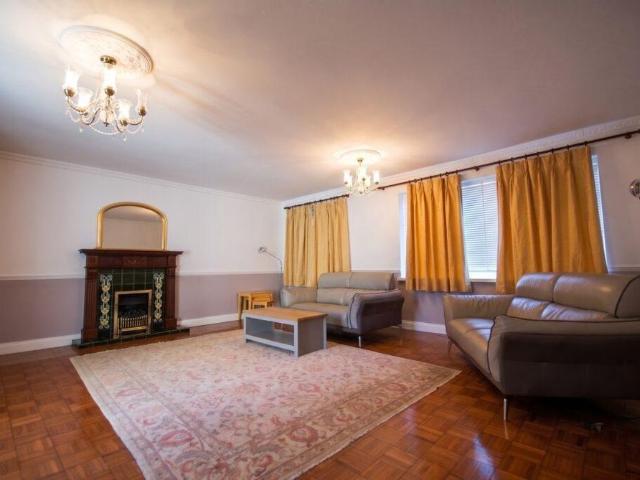 3 bedroom bungalow to rent