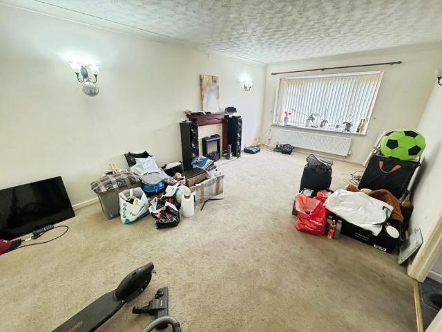 3 bedroom bungalow to rent