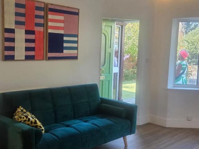 3 bedroom bungalow to rent