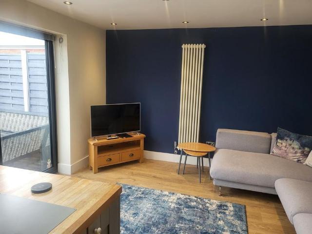 3 bedroom bungalow to rent