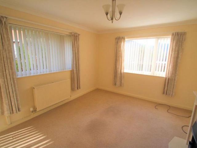 3 bedroom bungalow to rent