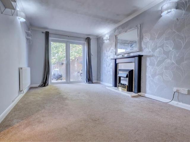 3 bedroom bungalow to rent