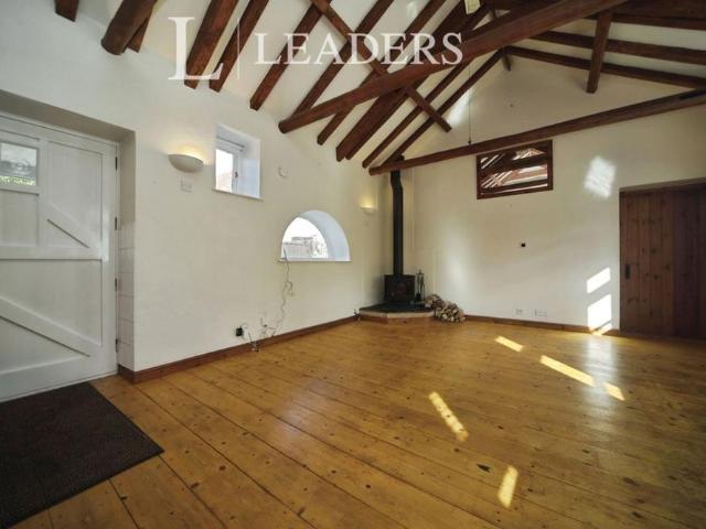 3 bedroom bungalow to rent