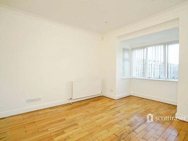 3 bedroom bungalow to rent