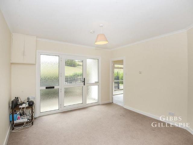 3 bedroom bungalow to rent