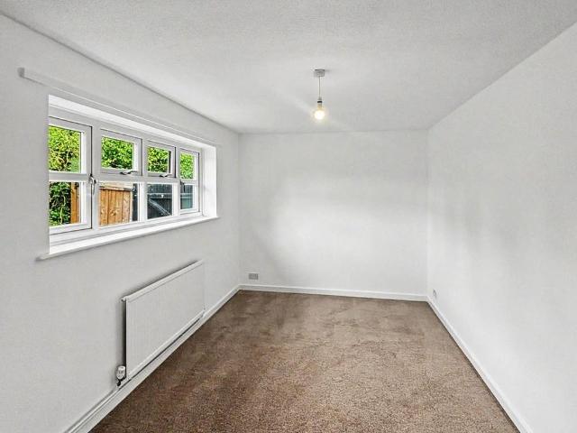 3 bedroom bungalow to rent