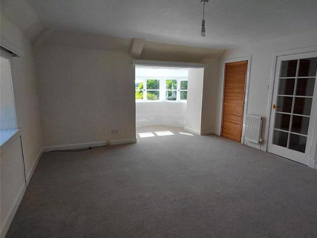 3 bedroom bungalow to rent