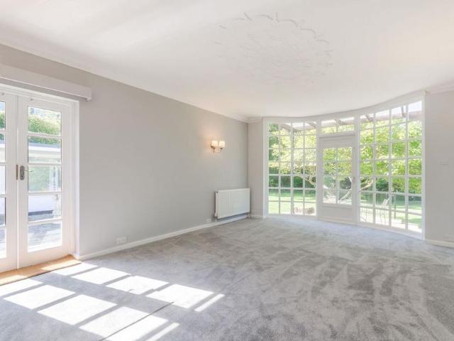 3 bedroom bungalow to rent