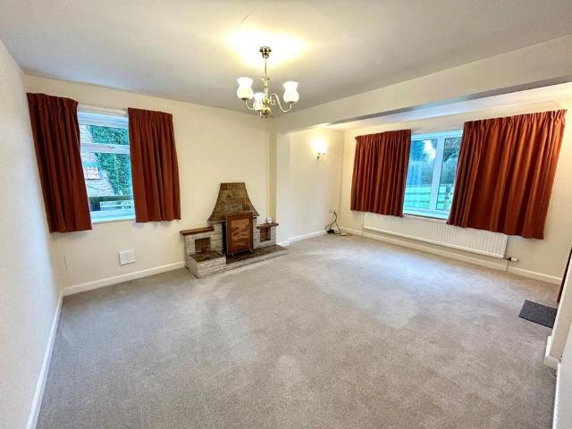 3 bedroom bungalow to rent