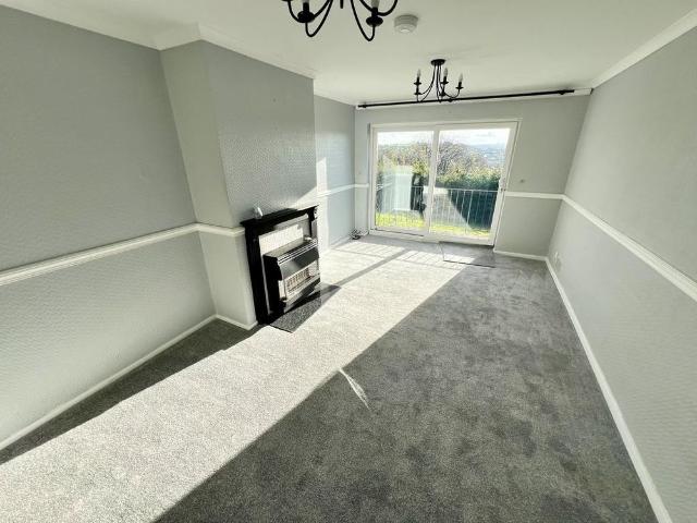 3 bedroom bungalow to rent