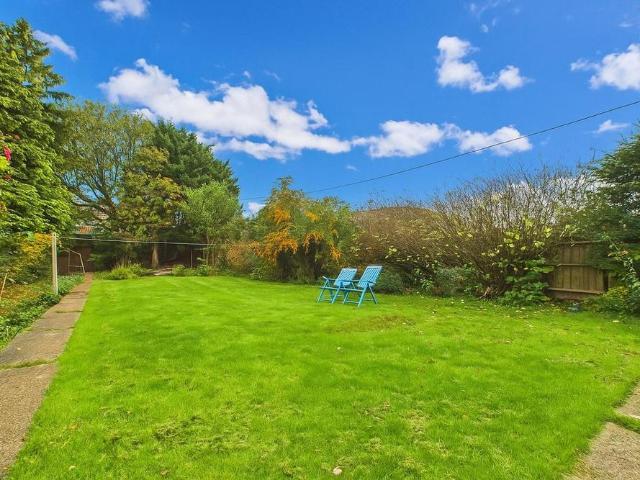 3 bedroom bungalow to rent