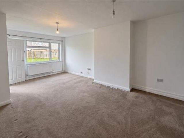 3 bedroom bungalow to rent