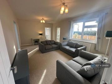 3 bedroom bungalow to rent