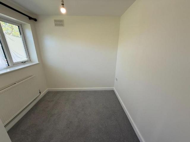 3 bedroom bungalow to rent