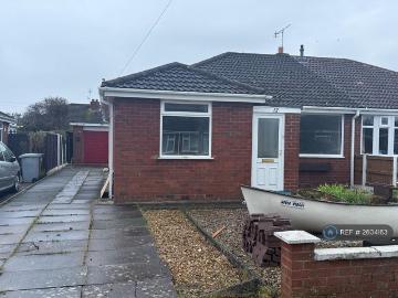 Crewe, Cheshire county, Midlands - Garden