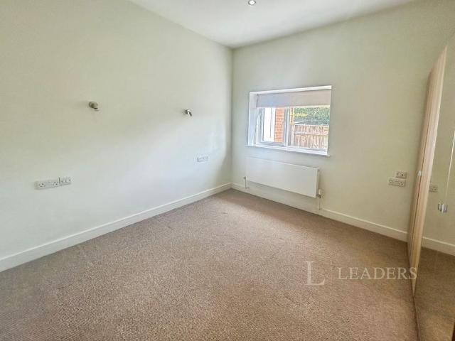 3 bedroom bungalow to rent