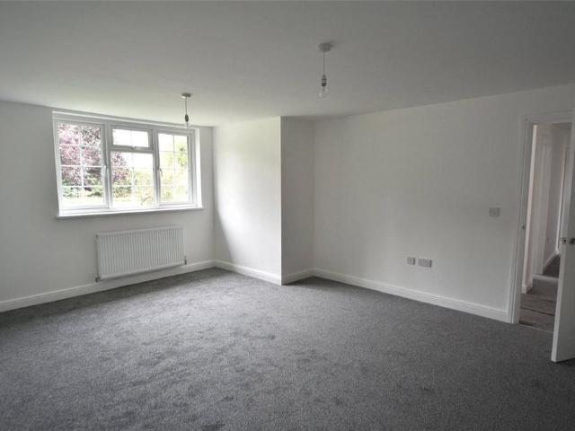 3 bedroom bungalow to rent